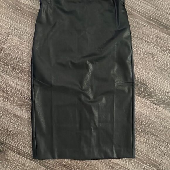 Spanx Faux Leather Sheath Dress New - Picture 2 of 7